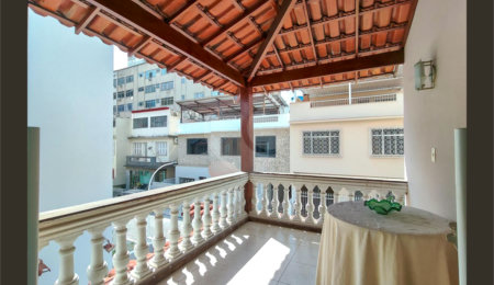 Casa de Vila à venda com 4 quartos, sendo 1 suíte,  em Tijuca, Rio de Janeiro, RJ