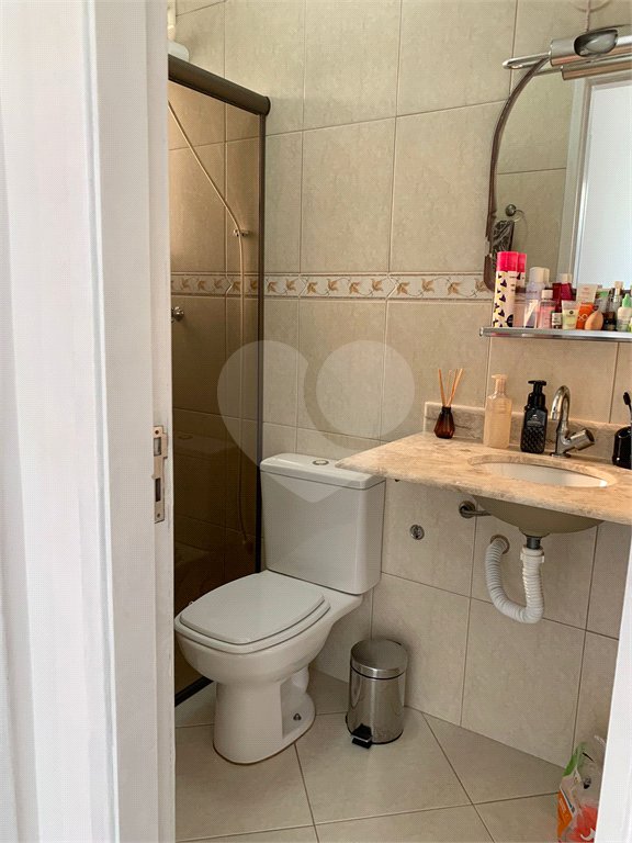 Casa à venda com 3 quartos, sendo 2 suítes,  no condomínio Residencial Jardins, São Bernardo do Campo - SP
