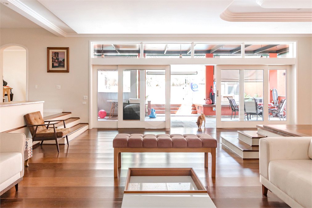 Casa à venda com 4 suítes no condomínio Residencial Chácara Monte Alegre, São Paulo - SP