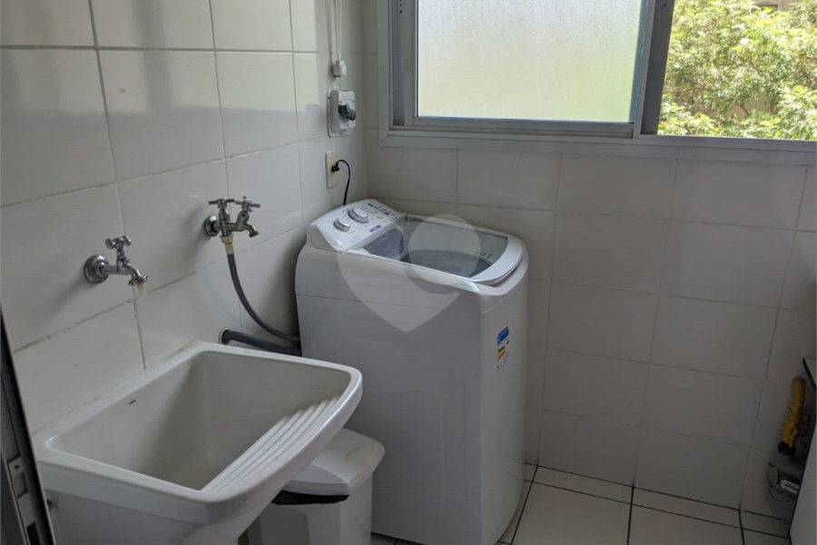 Apartamento à venda com 2 quartos, sendo 1 suíte,  em Jardim Rosa de Franca, Guarulhos, SP