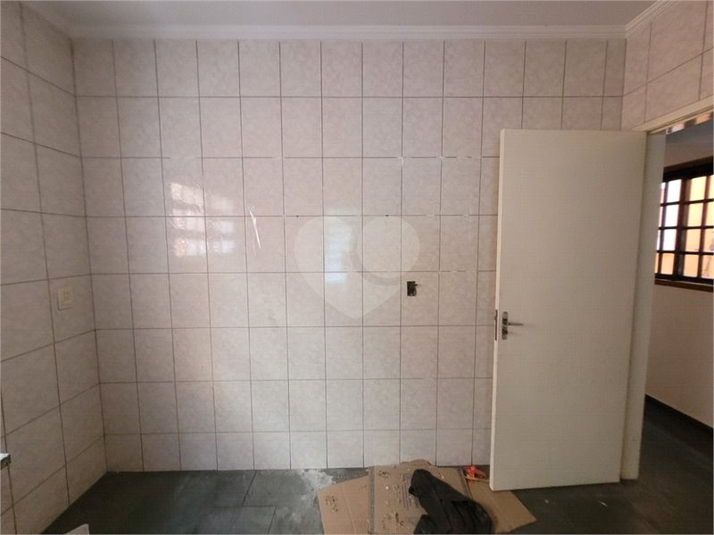 Casa à venda com 3 quartos, sendo 1 suíte, em Vila Vitório Mazzei, São Paulo, SP