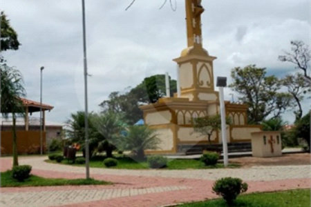 Terreno à venda no Centro, Piracaia, SP
