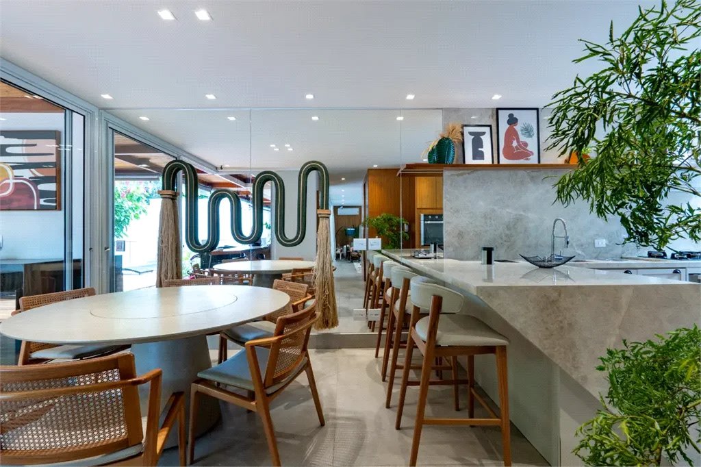 Casa à venda com 3 suítes em Retiro Morumbi, São Paulo, SP