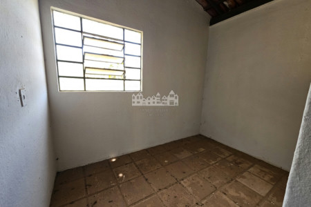 Chácara à venda com 2 quartos em Estância Santa Maria do Laranjal, Atibaia, SP