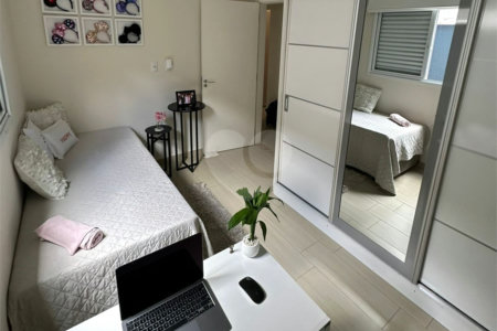 Casa à venda com 3 quartos, sendo 1 suíte, no condomínio Golden Park Residence II, Sorocaba - SP