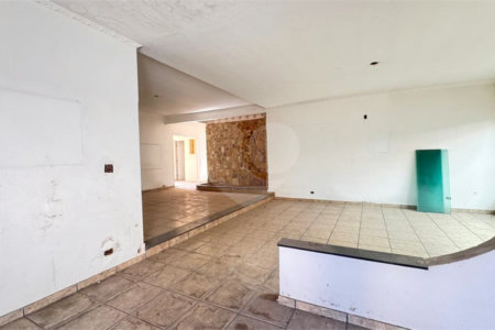 Casa para alugar com 5 quartos, sendo 2 suítes, no Centro, Suzano, SP