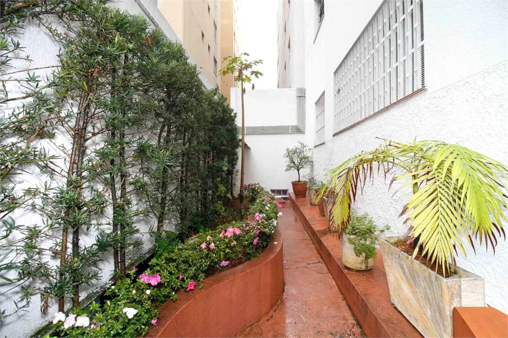 Apartamento à venda com 2 quartos, sendo 1 suíte, em Pinheiros, São Paulo, SP