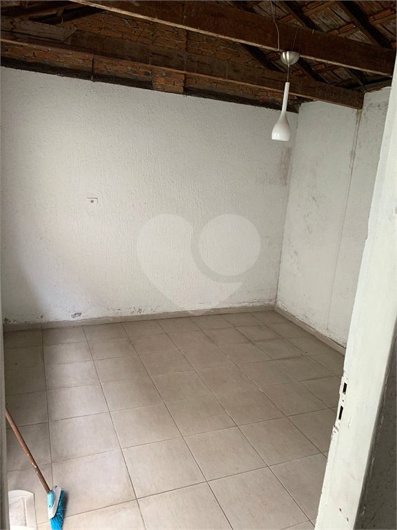 Casa à venda com 4 quartos em Vila Ipojuca, São Paulo, SP