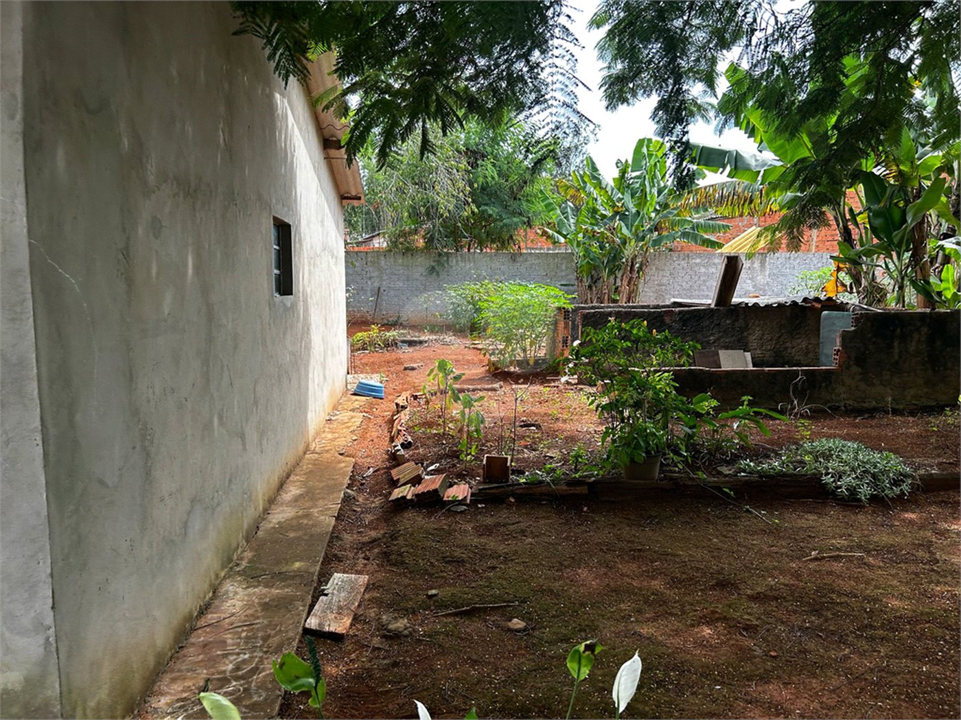 Casa à venda com 3 quartos, sendo 2 suítes, em Vila Mazzei, Itapetininga, SP