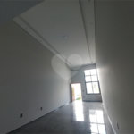 Casa à venda com 3 quartos, sendo 1 suíte, no condomínio Horto Florestal Villagio, Sorocaba - SP