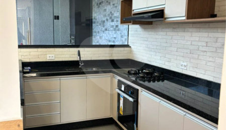Casa à venda com 3 quartos, sendo 1 suíte, no condomínio Marselha IV, São Roque - SP
