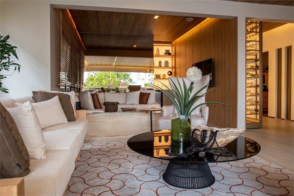 Apartamento à venda com 3 suítes em Vila Romana, São Paulo, SP