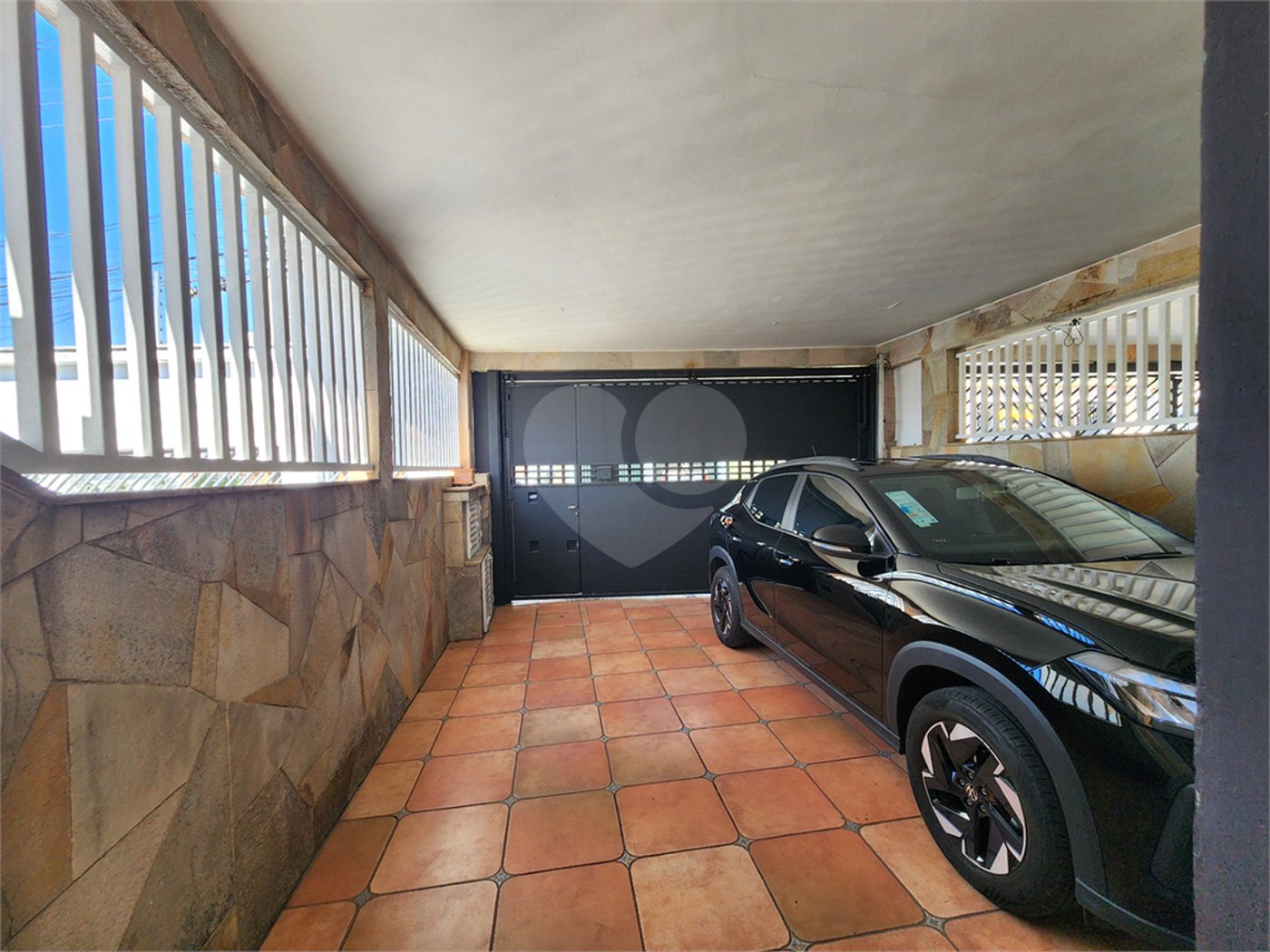 Sobrado à venda com 3 quartos, sendo 1 suíte,  em Vila Constança, São Paulo, SP