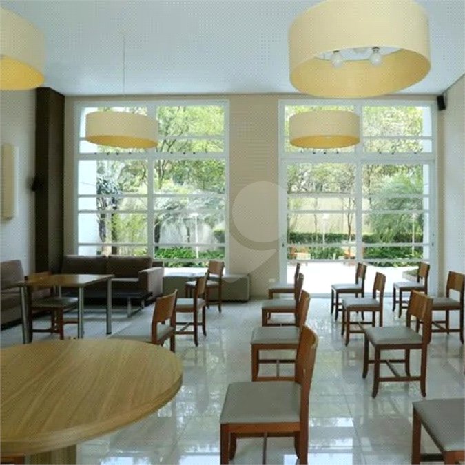 Apartamento à venda com 3 suítes em Vila Suzana, São Paulo, SP