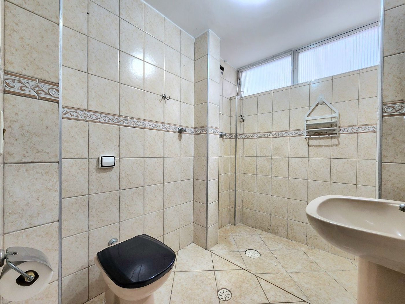 Apartamento próximo da praia com 1 dormitório, 2 banheiros à venda, 55 m² por R$ 420.000 - Pompéia - Santos/SP