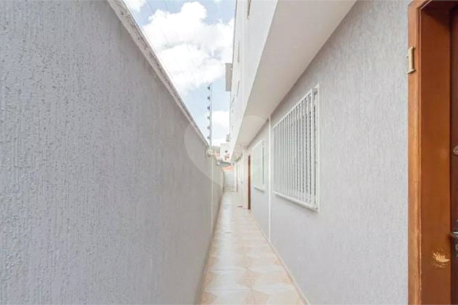Casa à venda com 2 suítes no condomínio Residencial Flor de Lis, São Paulo - SP