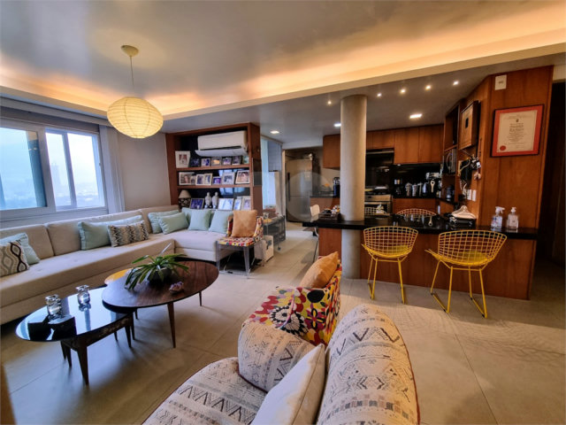 Apartamento à venda com 1 suíte em Santo Amaro, São Paulo, SP