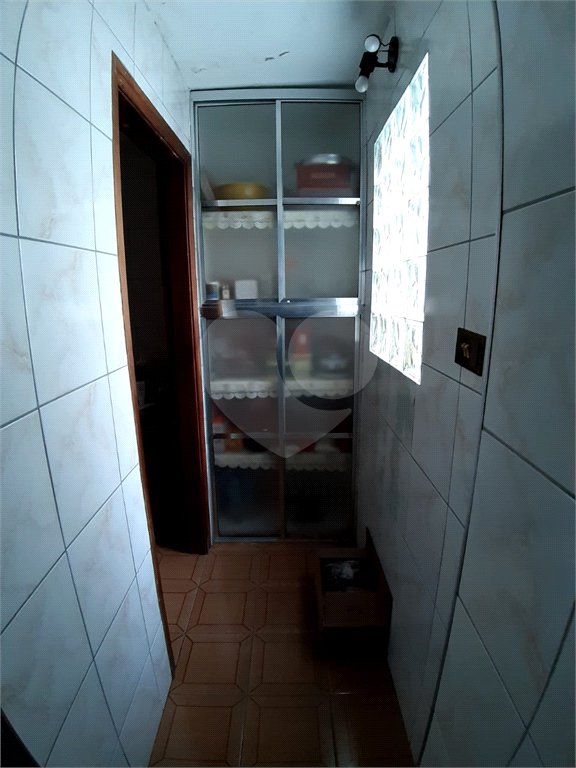 Sobrado à venda com 5 quartos em Vila Nivi, São Paulo, SP