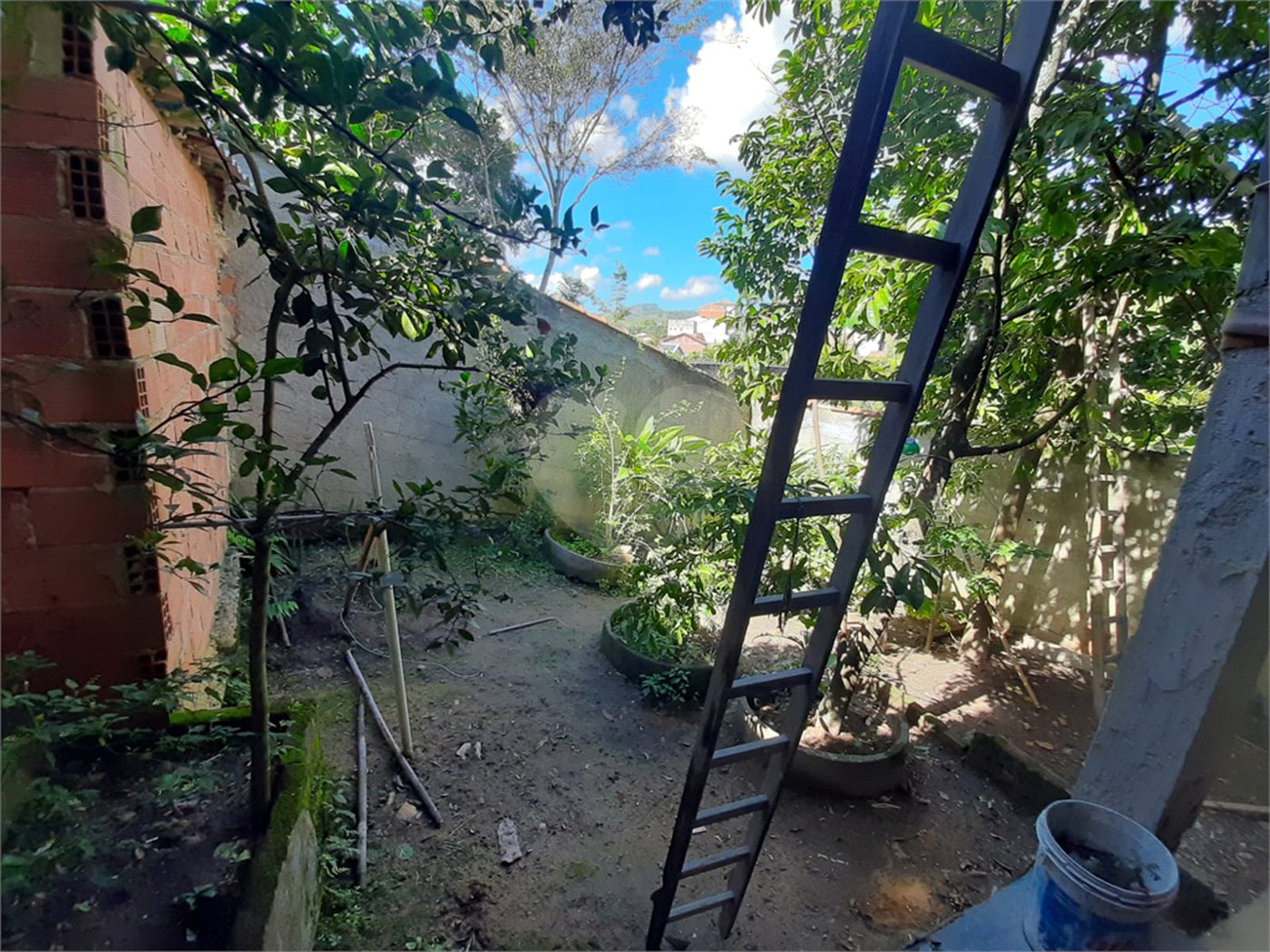 Casa de Vila à venda com 4 quartos, sendo 1 suíte, em Rio do Ouro, São Gonçalo, RJ