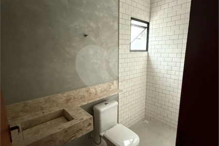 Casa à venda com 3 quartos, sendo 1 suíte,  em Jardim das Bandeiras, Mogi das Cruzes, SP