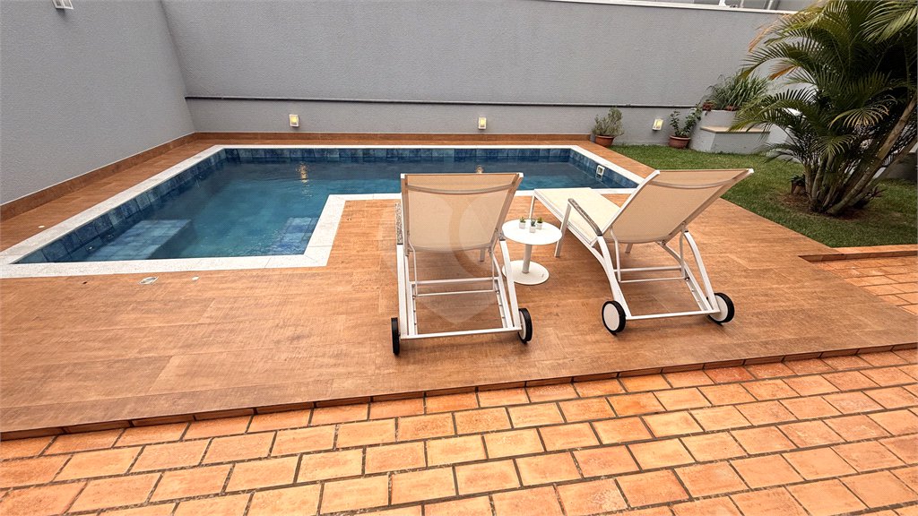 Casa à venda com 3 suítes no condomínio Jardim Residencial Dona Maria José, Indaiatuba - SP