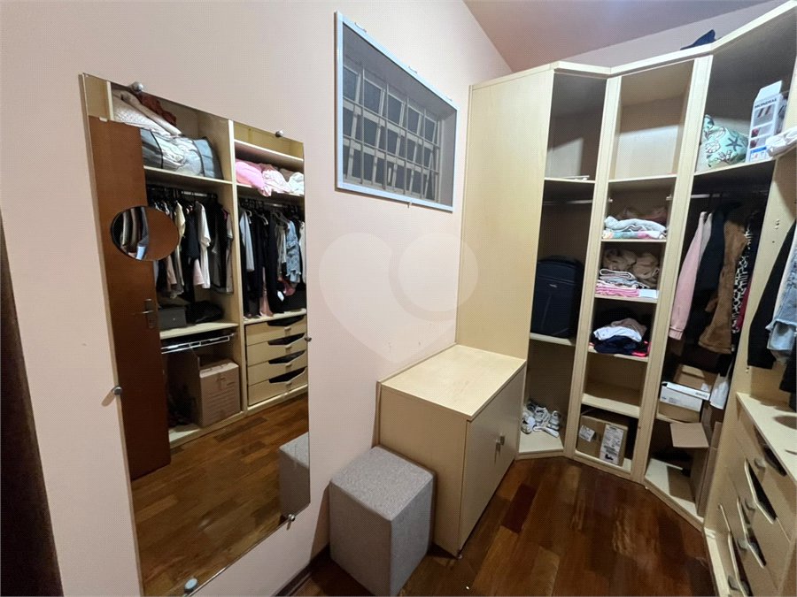 Casa à venda com 3 quartos, sendo 1 suíte, em Parque Santa Marta, São Carlos, SP
