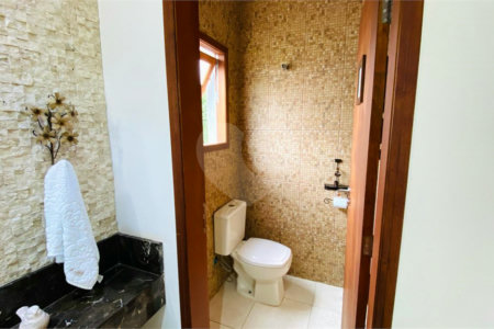 Casa à venda com 3 suítes em Dos Finco, São Bernardo do Campo, SP