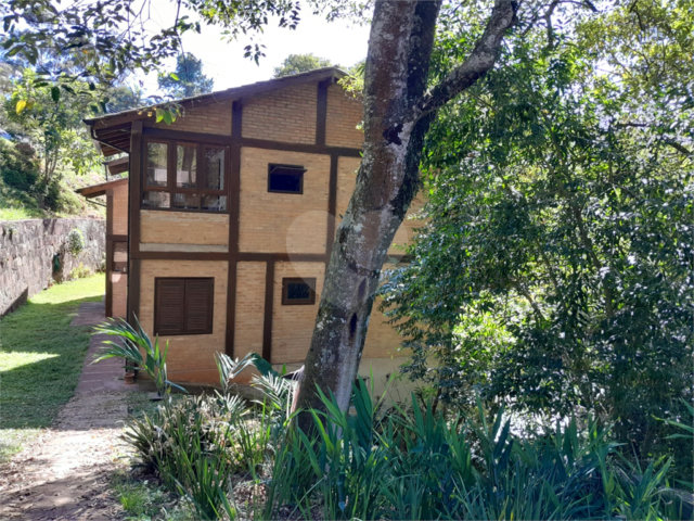 Casa à venda com 3 suítes no condomínio Alpes da Cantareira, Mairiporã - SP