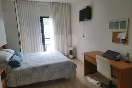 Casa à venda com 3 suítes no condomínio Villaggio Maranello, Vinhedo - SP