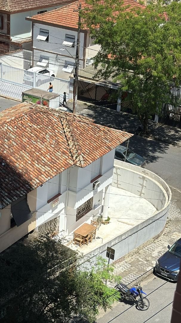 CASA AMPLA COM QUINTAL  150m² - 1.799.000,00 - Aparecida - Santos/SP