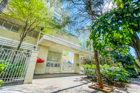 Duplex à venda com 3 suítes em Campo Belo, São Paulo, SP