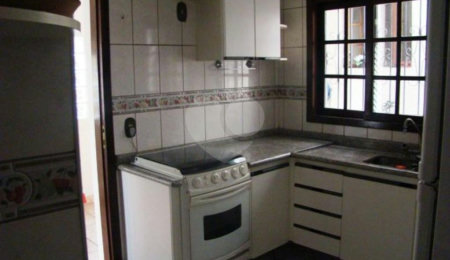 Sobrado à venda com 3 quartos, sendo 1 suíte,  em Imirim, São Paulo, SP