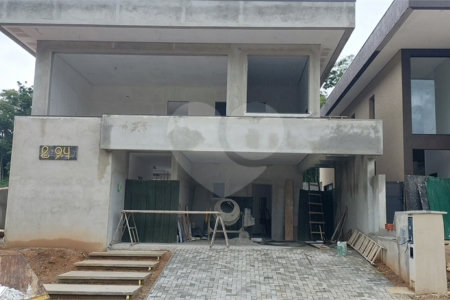 Terreno à venda com 4 suítes no condomínio Ecoville Residence, Atibaia - SP