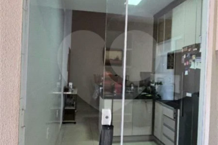 Casa em condomínio Alvorada em Araraquara com 3 dormitórios e piscina
