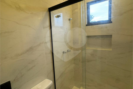 Casa à venda com 5 quartos, sendo 4 suítes, no condomínio Grand Park, Rio de Janeiro - RJ