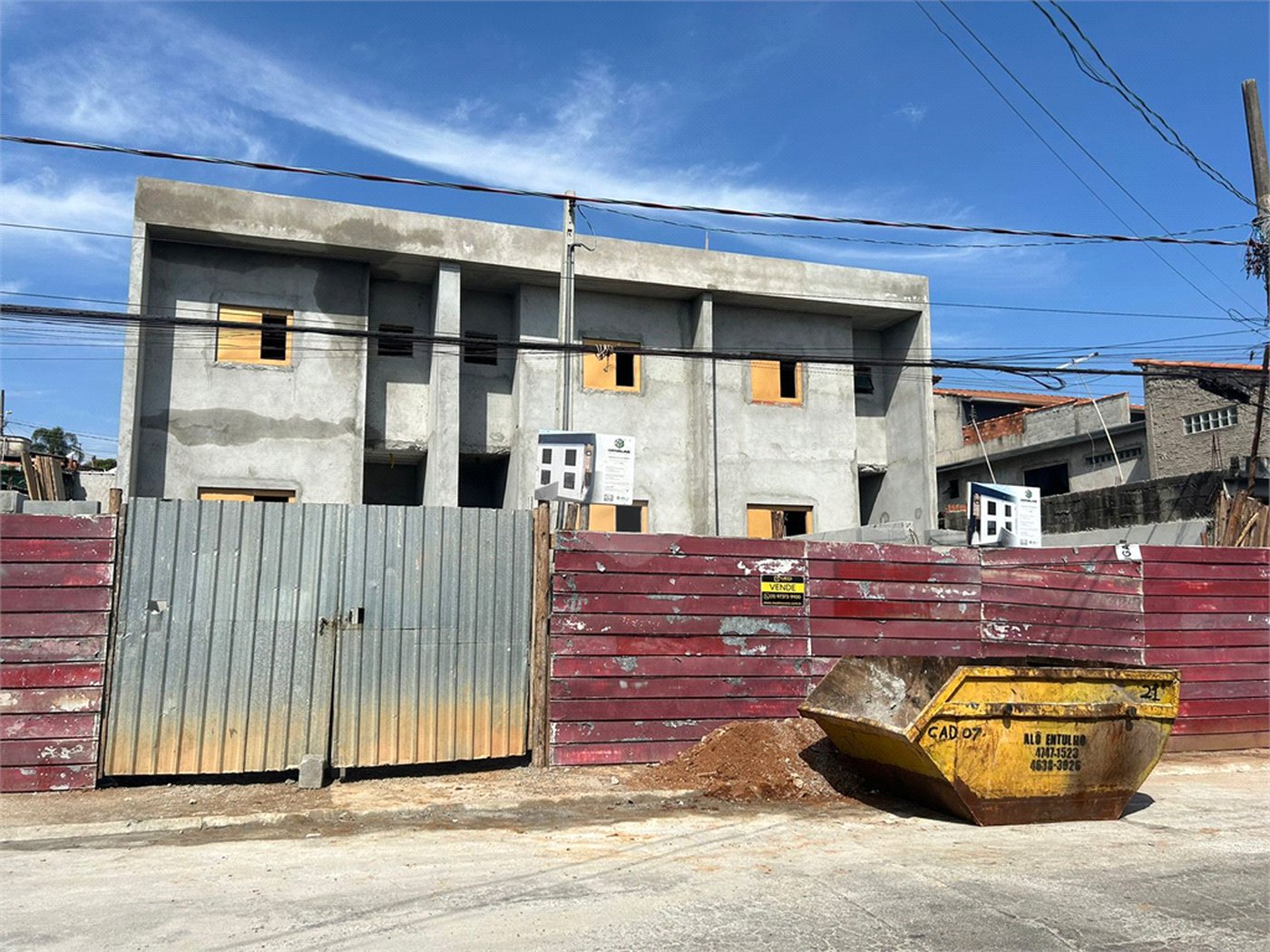 Sobrado à venda com 2 suítes, em Jardim Casa Branca, Suzano, SP