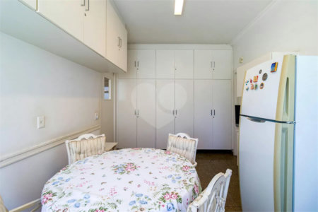 Apartamento à venda com 4 quartos, sendo 2 suítes, em Real Parque, São Paulo, SP