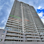 Apartamento à venda com 4 quartos, sendo 2 suítes,  em Jardim das Acácias, São Paulo, SP
