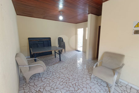 Apartamento à venda com 2 quartos em Vila Marques, São Roque, SP