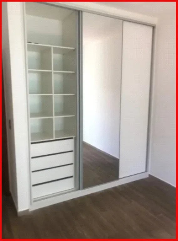 Sobrado à venda com 3 quartos, sendo 1 suíte, em Ferreira, São Paulo, SP