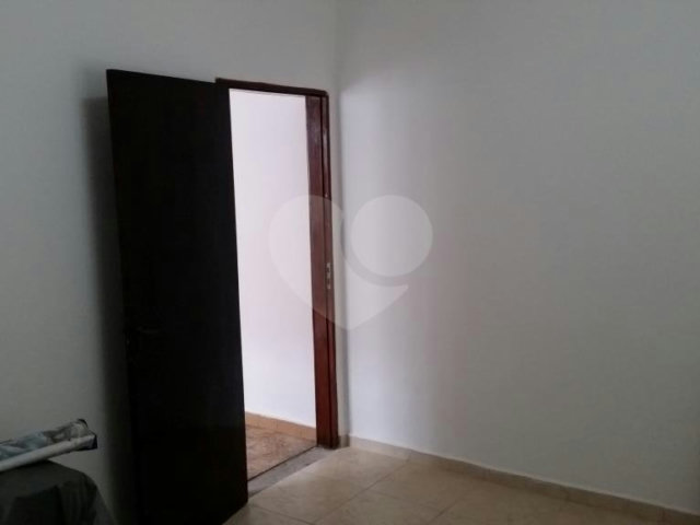 Sobrado à venda com 4 quartos em Vila Guilherme, São Paulo, SP