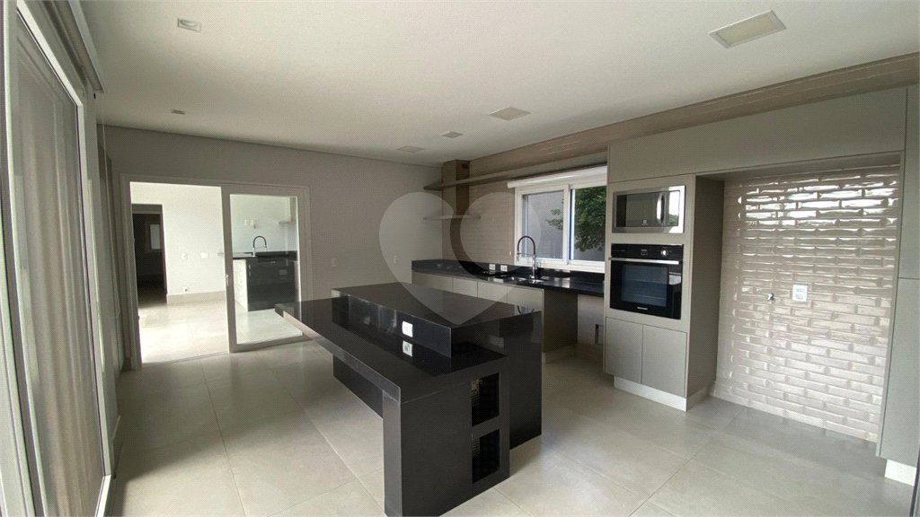 Casa à venda com 4 suítes no condomínio Portal Horizonte, Bragança Paulista - SP