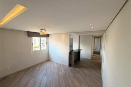 Apartamento à venda com 2 quartos em Sítio Pinheirinho, São Paulo, SP