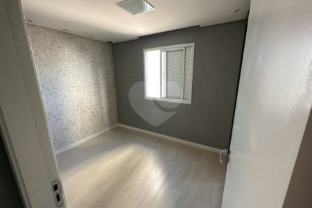Apartamento MOBILIADO à venda. ÓTIMA OPORTUNIDADE!