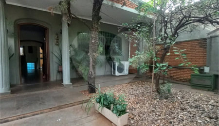 Casa à venda com 4 quartos, sendo 1 suíte,  em Parque dos Bandeirantes, Ribeirão Preto, SP
