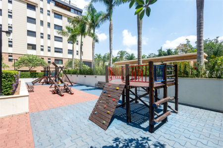 Apartamento à venda com 4 quartos, sendo 2 suítes,  em Jardim Panorama, São Paulo, SP