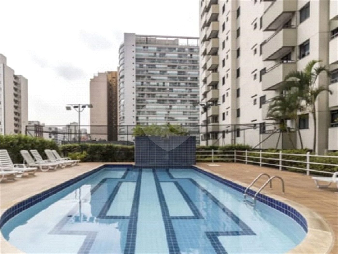 Apartamento à venda com 3 quartos, sendo 2 suítes, em Barra Funda, São Paulo, SP