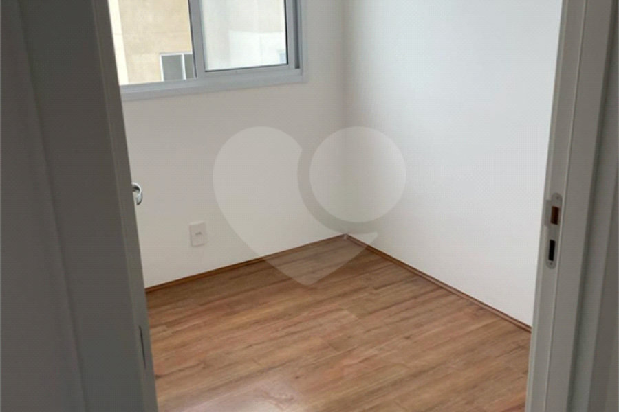 Apartamento à venda com 2 quartos em Cidade Tiradentes, São Paulo, SP