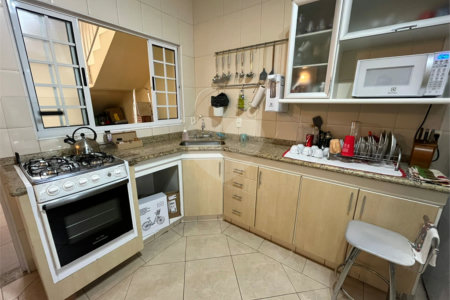 Casa Térrea à venda com 5 quartos, sendo 2 suítes, em Tucuruvi, São Paulo, SP