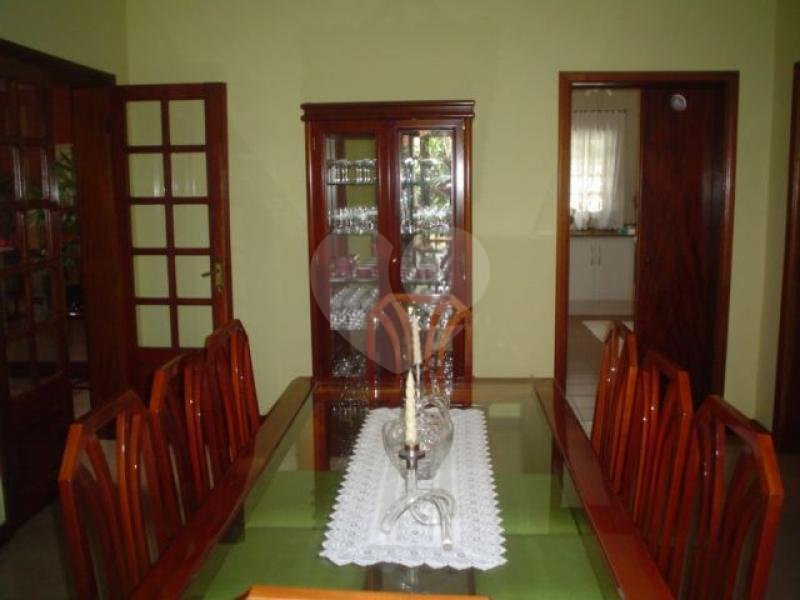 Sobrado à venda com 4 quartos, sendo 3 suítes, em Jardim São Bento, São Paulo, SP